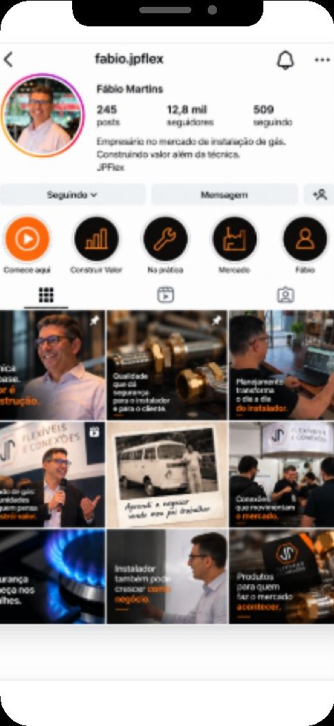 Simulação do perfil proposto: bio nova, cinco destaques e feed editorial
